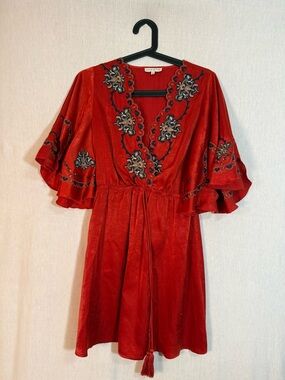 Moon Tiver XS Embroidered Red V-Neck Flutter Sleeve Dress